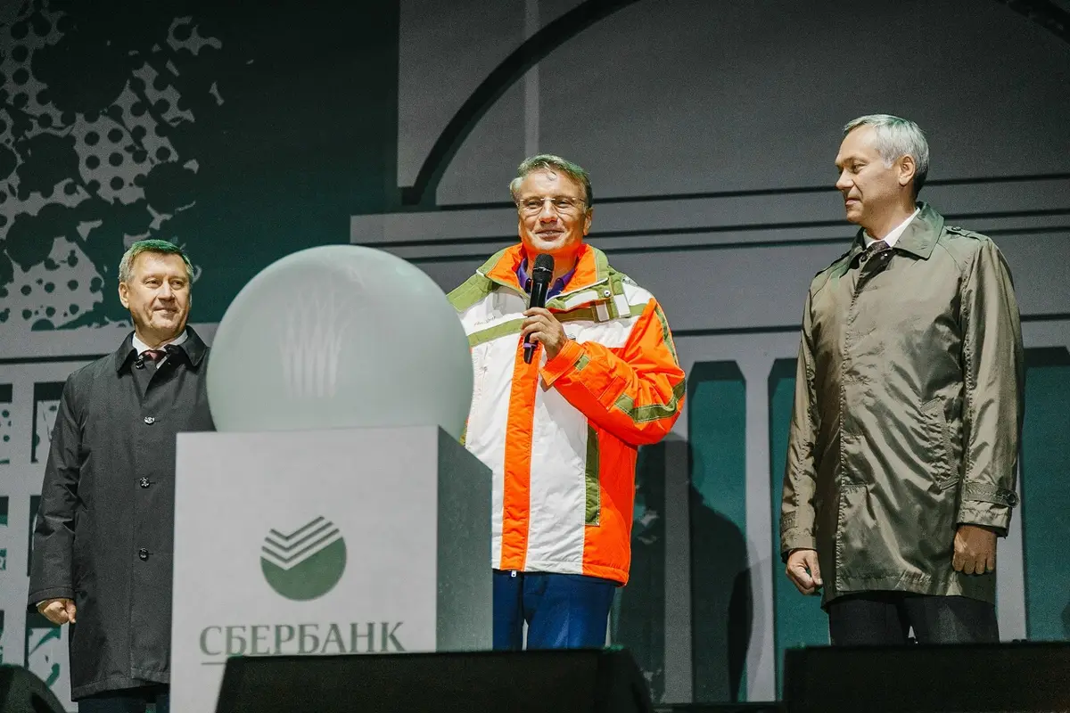 Открытие фонтана в Центральном парке — рекламные акции, организация мероприятий Закулисье